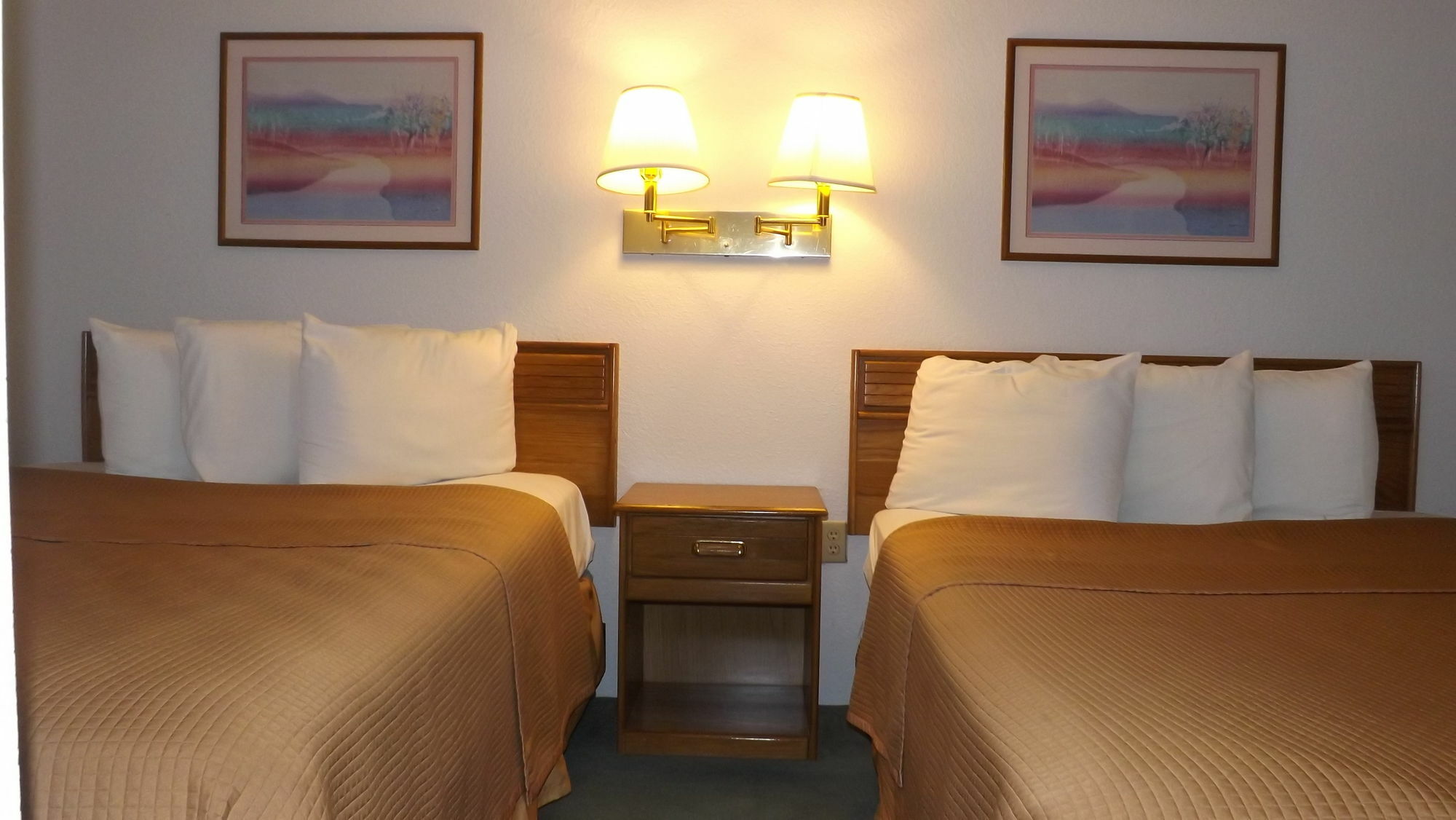 Howard Johnson By Wyndham Roseburg Exterior foto